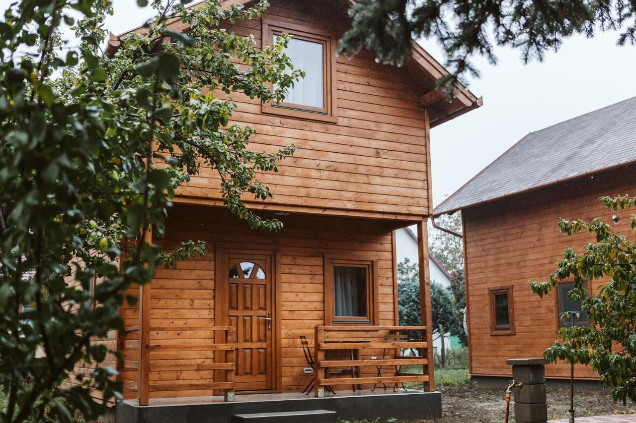 Minardi Vendeghazak Apartment Berekfürdő Bagian luar foto